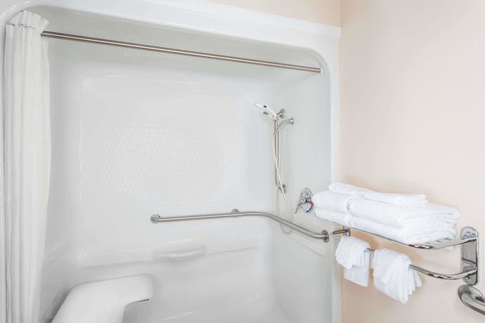 Imagen de la habitación del Hotel Microtel Inn And Suites By Wyndham Houma. Foto 8