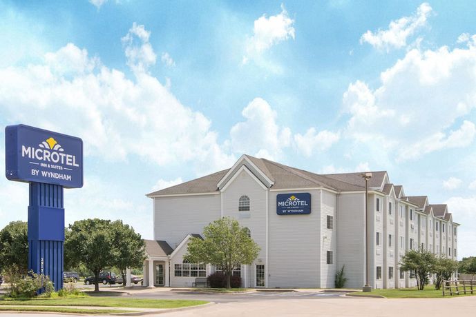 Imagen general del Hotel Microtel Inn And Suites By Wyndham Independence. Foto 1