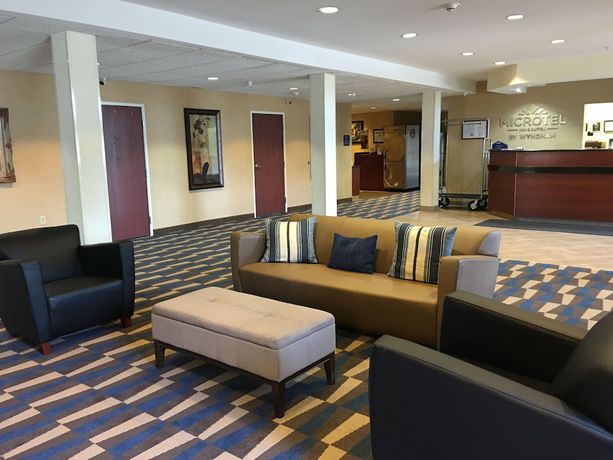 Imagen de los interiores del Hotel Microtel Inn And Suites By Wyndham Indianapolis Airport. Foto 17