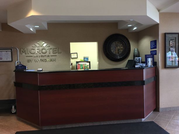 Imagen de los interiores del Hotel Microtel Inn And Suites By Wyndham Indianapolis Airport. Foto 19