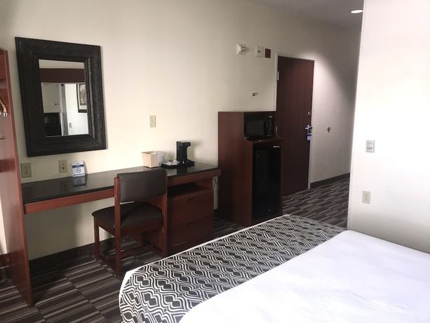 Imagen de la habitación del Hotel Microtel Inn And Suites By Wyndham Indianapolis Airport. Foto 11