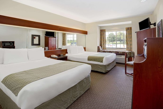 Imagen de la habitación del Hotel Microtel Inn And Suites By Wyndham Indianapolis Airport. Foto 13