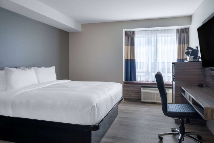 Imagen de la habitación del Hotel Microtel Inn And Suites By Wyndham Kanata Ottawa West. Foto 2