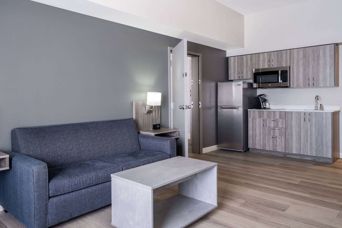 Imagen de la habitación del Hotel Microtel Inn And Suites By Wyndham Kanata Ottawa West. Foto 14