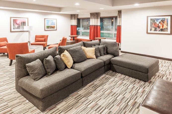 Imagen de los interiores del Hotel Microtel Inn And Suites By Wyndham Kitimat. Foto 20