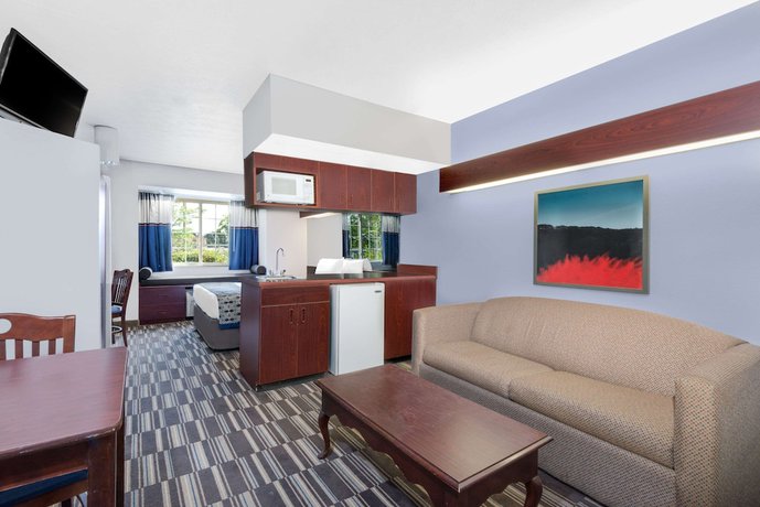 Imagen de la habitación del Hotel Microtel Inn And Suites By Wyndham London. Foto 13