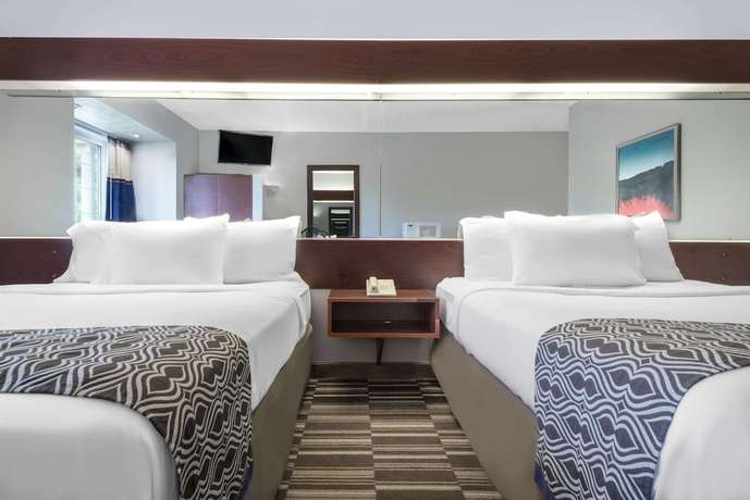 Imagen de la habitación del Hotel Microtel Inn And Suites By Wyndham London. Foto 17