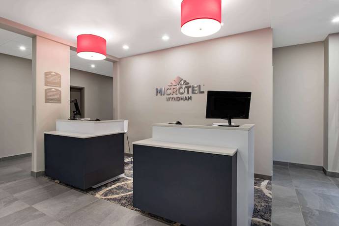 Imagen de los interiores del Hotel Microtel Inn And Suites By Wyndham Mont Tremblant. Foto 17
