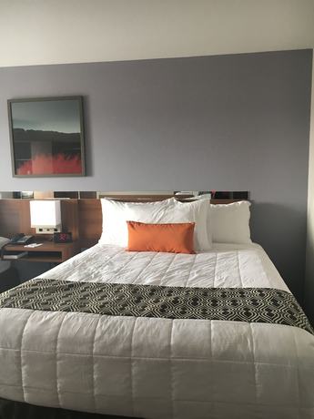 Imagen de la habitación del Hotel Microtel Inn And Suites By Wyndham Niagara Falls. Foto 13
