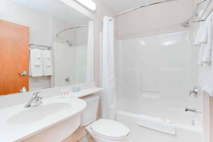 Imagen de la habitación del Hotel Microtel Inn And Suites By Wyndham Olean/allegany. Foto 4