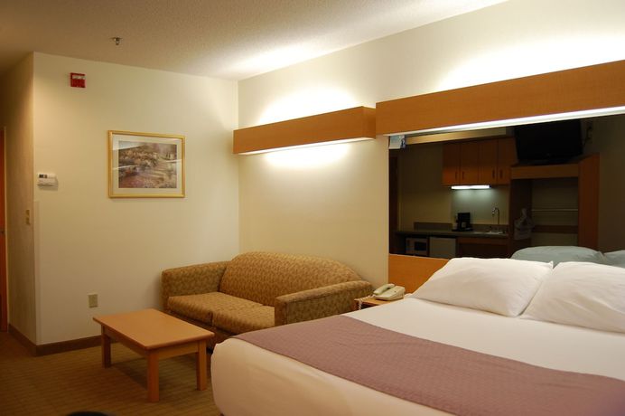 Imagen de la habitación del Hotel Microtel Inn And Suites By Wyndham Plattsburgh. Foto 2