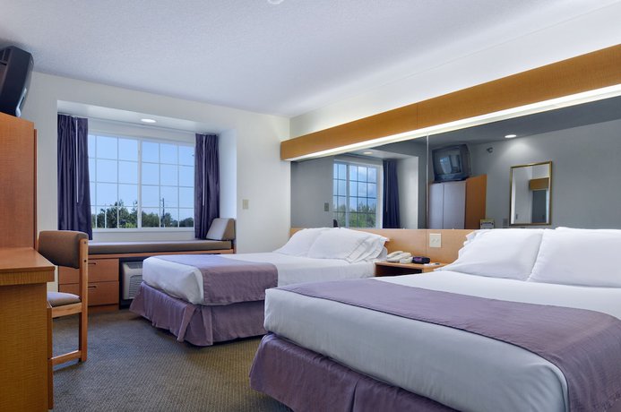 Imagen de la habitación del Hotel Microtel Inn And Suites By Wyndham Plattsburgh. Foto 14