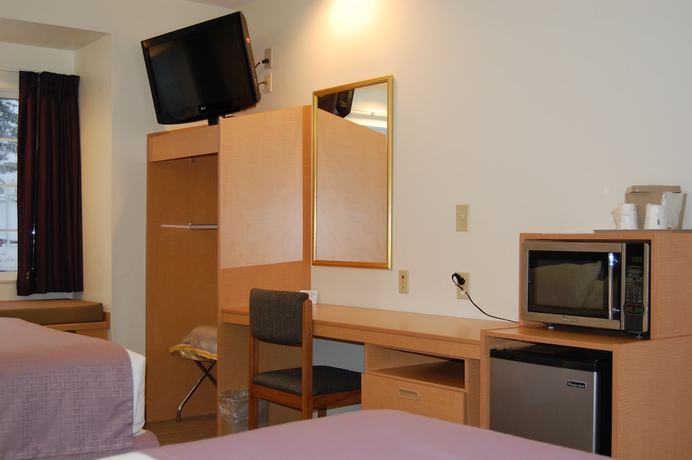 Imagen de la habitación del Hotel Microtel Inn And Suites By Wyndham Plattsburgh. Foto 16