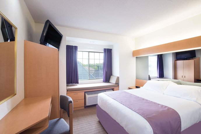 Imagen de la habitación del Hotel Microtel Inn And Suites By Wyndham Plattsburgh. Foto 17