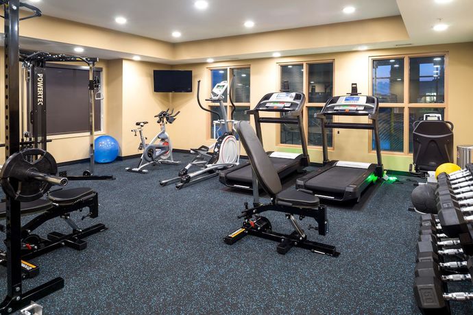 Imagen de los interiores del Hotel Microtel Inn And Suites By Wyndham Red Deer. Foto 19