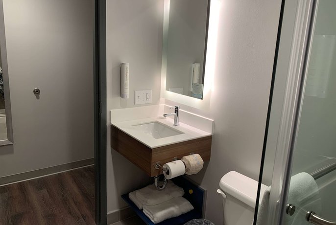 Imagen de la habitación del Hotel Microtel Inn And Suites By Wyndham Rehoboth Beach. Foto 12