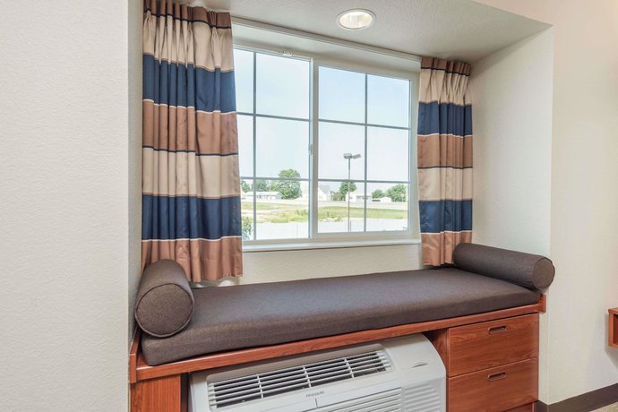 Imagen de la habitación del Hotel Microtel Inn And Suites By Wyndham Sainte Genevieve. Foto 14