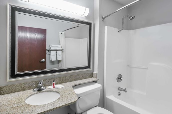 Imagen de la habitación del Hotel Microtel Inn And Suites By Wyndham Scott/lafayette. Foto 8