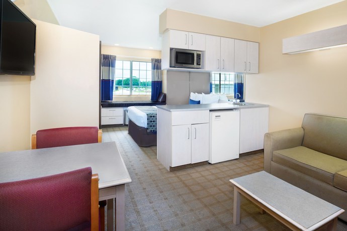 Imagen de la habitación del Hotel Microtel Inn And Suites By Wyndham Scott/lafayette. Foto 10
