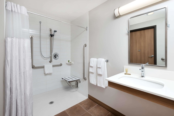 Imagen de la habitación del Hotel Microtel Inn And Suites By Wyndham Sudbury. Foto 4