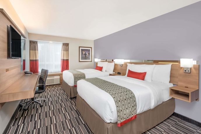 Imagen de la habitación del Hotel Microtel Inn And Suites By Wyndham Sudbury. Foto 8
