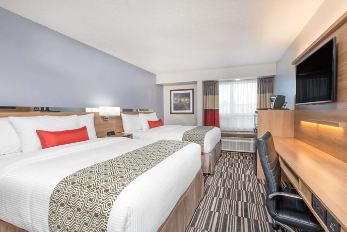Imagen de la habitación del Hotel Microtel Inn And Suites By Wyndham Sudbury. Foto 11