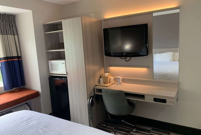 Imagen de la habitación del Hotel Microtel Inn By Wyndham Charlotte Airport. Foto 11