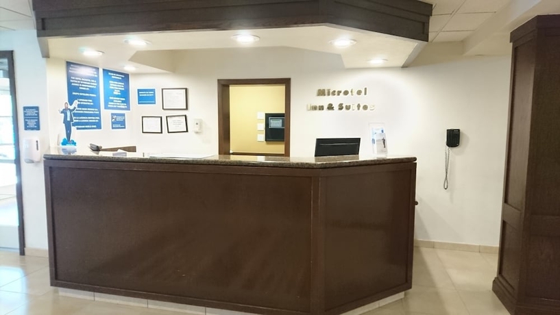 Imagen de los interiores del Hotel Microtel Inn By Wyndham Ciudad Juarez/by Us Consulate. Foto 19