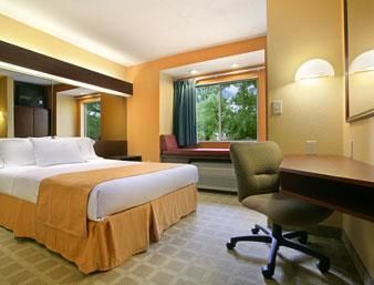 Imagen de la habitación del Hotel Microtel Inn By Wyndham Cornelius/lake Norman. Foto 6