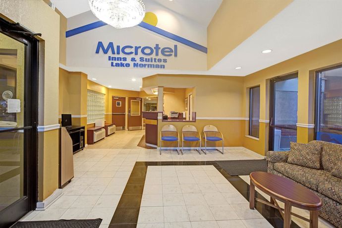 Imagen de los interiores del Hotel Microtel Inn By Wyndham Cornelius/lake Norman. Foto 16