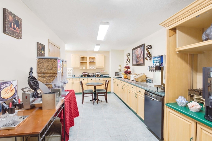 Imagen del bar/restaurante del Hotel Microtel Inn By Wyndham Greensboro. Foto 2