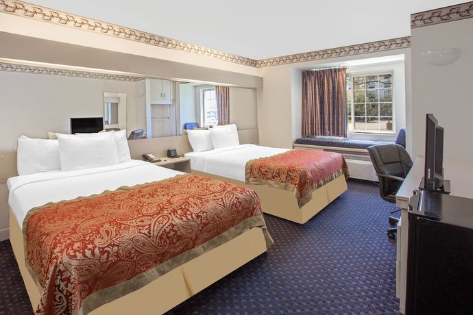 Imagen de la habitación del Hotel Microtel Inn By Wyndham Janesville. Foto 6