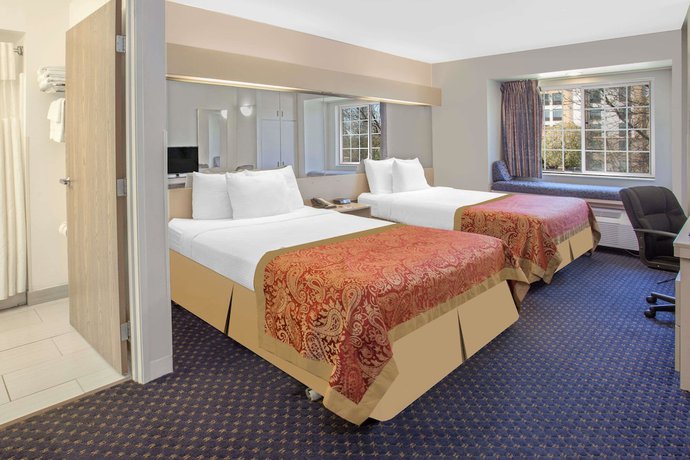 Imagen de la habitación del Hotel Microtel Inn By Wyndham Janesville. Foto 8