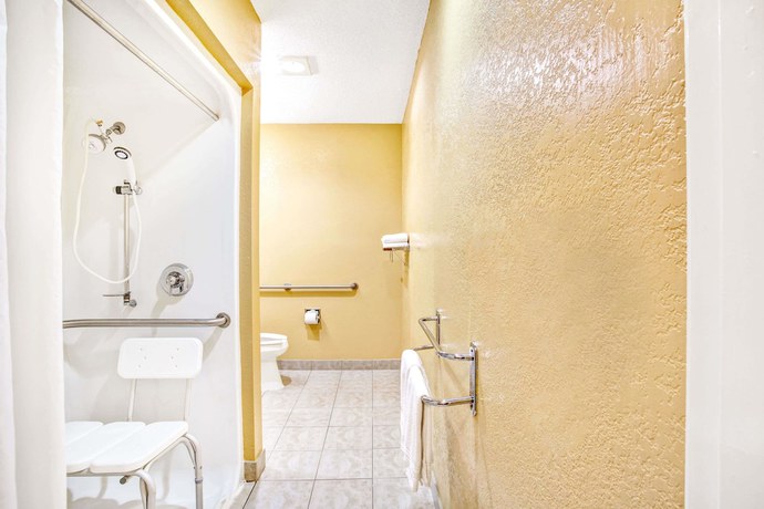 Imagen de la habitación del Hotel Microtel Inn By Wyndham Newport News Airport. Foto 7