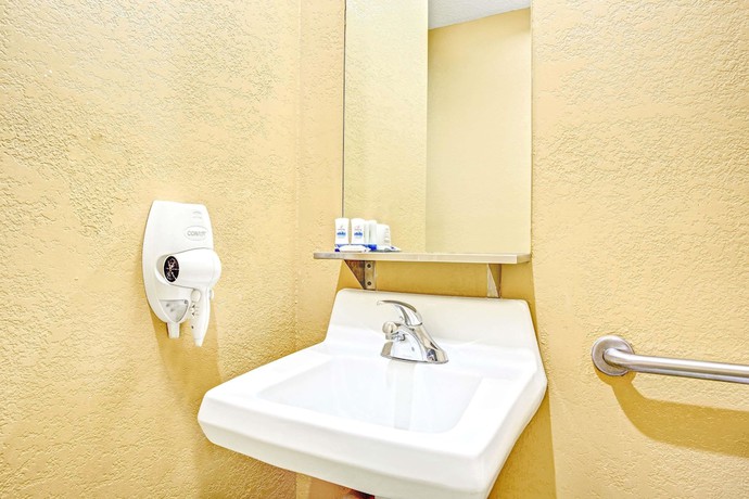 Imagen de la habitación del Hotel Microtel Inn By Wyndham Newport News Airport. Foto 10