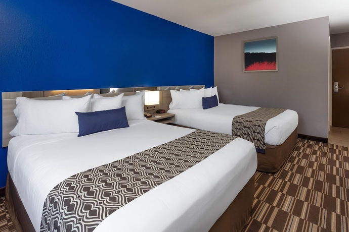 Imagen de la habitación del Hotel Microtel Inn & Suites By Wyndham Bethel/danbury. Foto 4