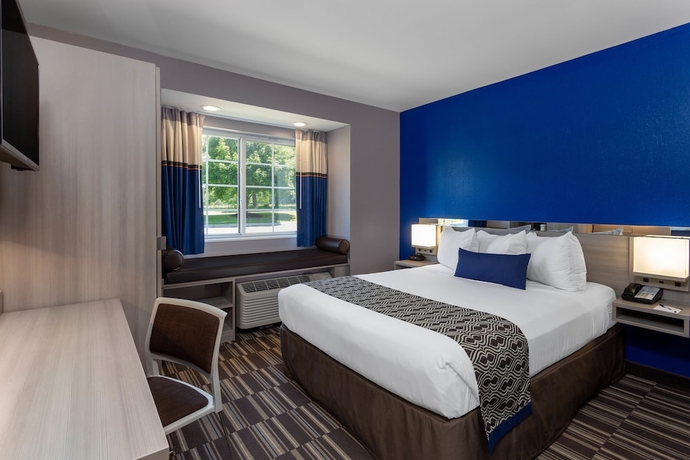 Imagen de la habitación del Hotel Microtel Inn & Suites By Wyndham Bethel/danbury. Foto 9
