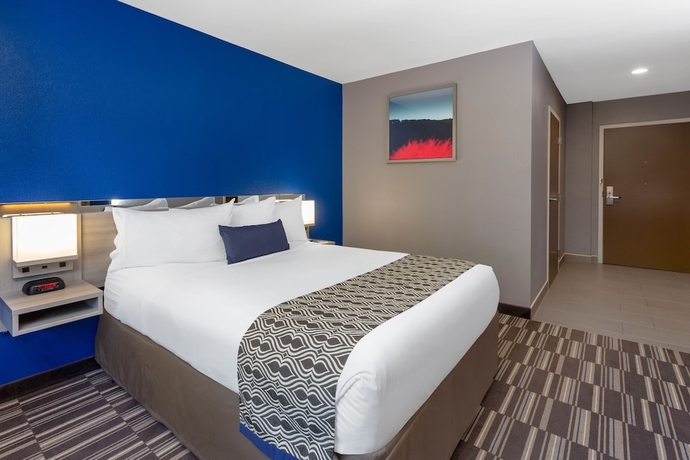 Imagen de la habitación del Hotel Microtel Inn & Suites By Wyndham Bethel/danbury. Foto 10