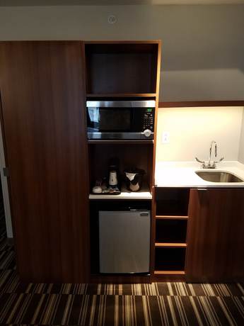 Imagen de la habitación del Hotel Microtel Inn & Suites By Wyndham Binghamton. Foto 17