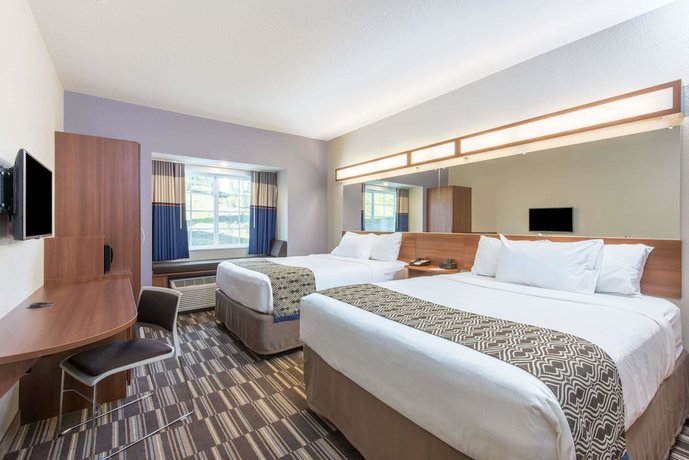 Imagen de la habitación del Hotel Microtel Inn & Suites By Wyndham Cadiz. Foto 7