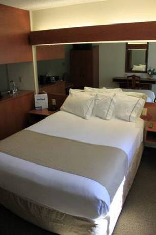 Imagen de la habitación del Hotel Microtel Inn & Suites By Wyndham Cherokee. Foto 11