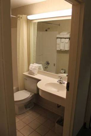 Imagen de la habitación del Hotel Microtel Inn & Suites By Wyndham Cherokee. Foto 12