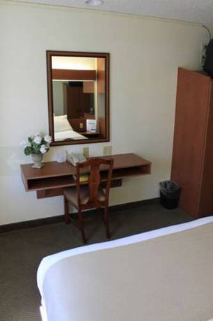 Imagen de la habitación del Hotel Microtel Inn & Suites By Wyndham Cherokee. Foto 13