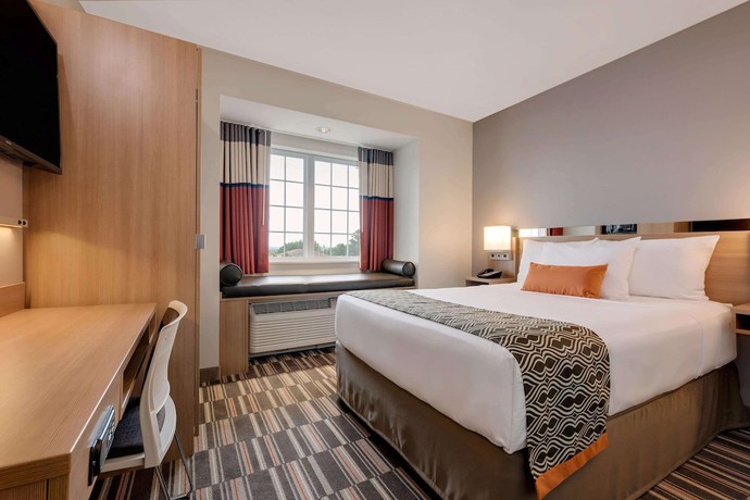 Imagen de la habitación del Hotel Microtel Inn & Suites By Wyndham Clarion. Foto 8