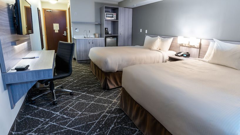 Imagen de la habitación del Hotel Microtel Inn & Suites By Wyndham Lloydminster. Foto 13