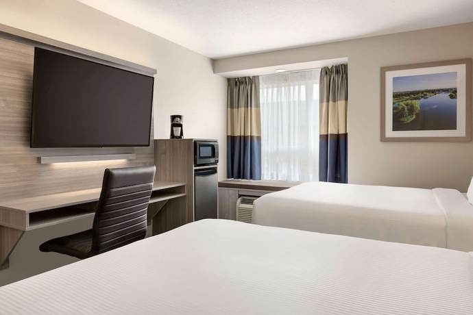 Imagen de la habitación del Hotel Microtel Inn & Suites By Wyndham Lloydminster. Foto 18