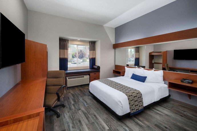 Imagen de la habitación del Hotel Microtel Inn & Suites By Wyndham Tracy. Foto 5