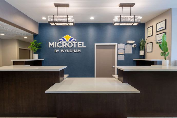 Imagen de los interiores del Hotel Microtel Inn & Suites By Wyndham Tracy. Foto 20