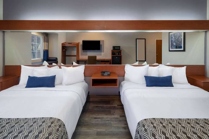 Imagen de la habitación del Hotel Microtel Inn & Suites By Wyndham Tracy. Foto 14