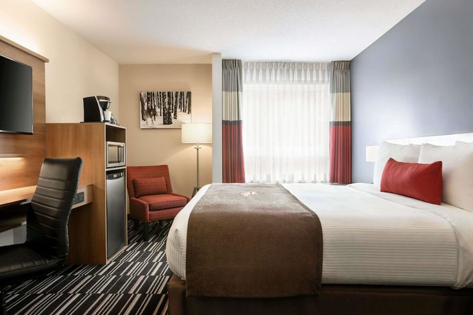 Imagen de la habitación del Hotel Microtel Inn & Suites By Wyndham Val-d Or. Foto 5